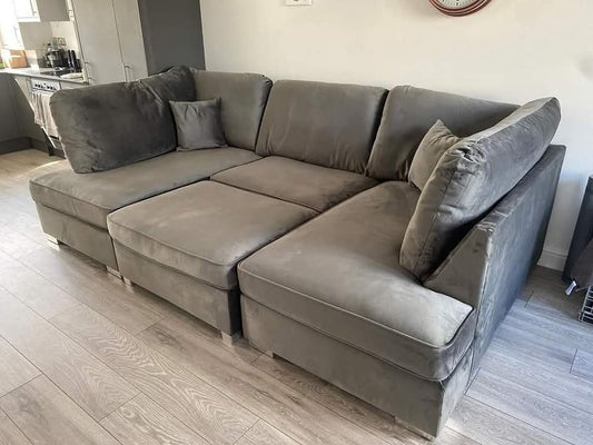 Carnaby Small U Shape Sofa with Footstool [ grey plush ] 