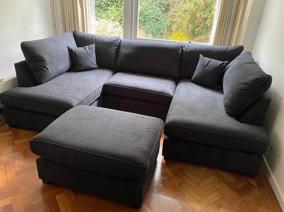 Carnaby Small U Shape Sofa with Footstool [ black naples] 